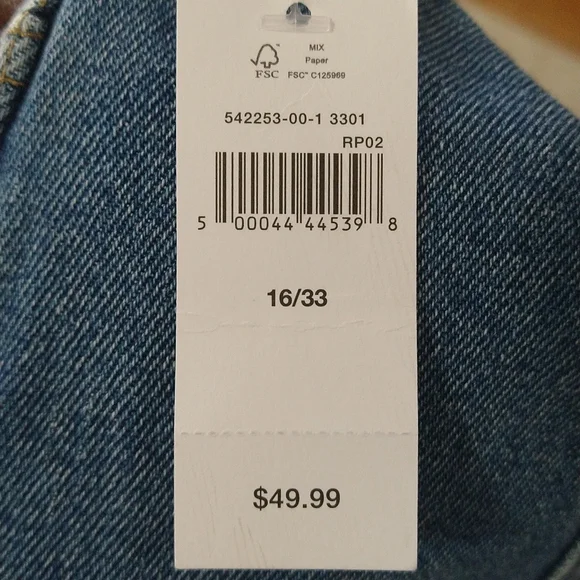 Gap 3.5" High Rise Stretch Denim Shorts - Picture 9 of 9